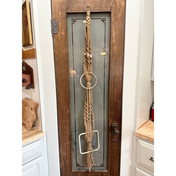 Vintage 70's Macrame Hanging Towel Holder - Picture 8 of 8